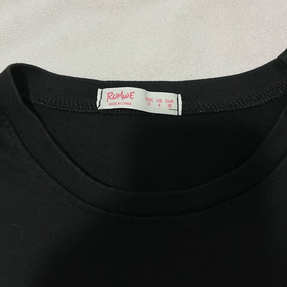 ROMWE T-SHIRT - Picture 3 of 4